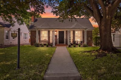 3208 W Biddison Street, Fort Worth TX 76109