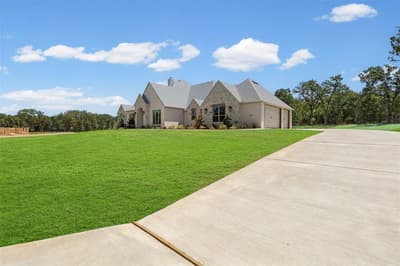 1656 Private Access 60200, Burleson TX 76028 - Photo 2