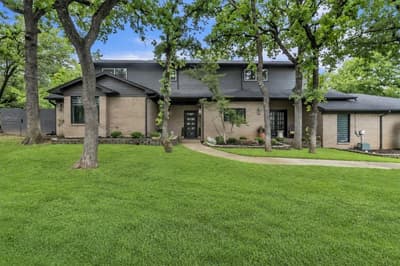 900 E Pioneer Circle, Argyle TX 76226