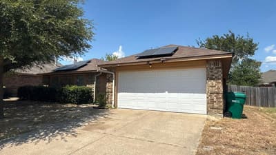 914 Larue Drive, Cedar Hill TX 75104 - Photo 2
