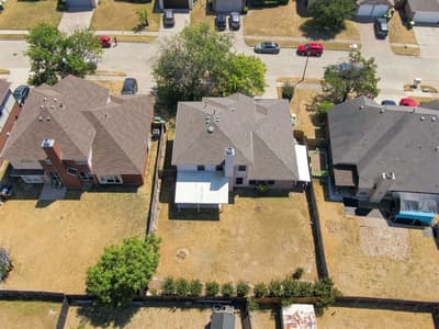 212 Armstrong Drive, Cedar Hill TX 75104 - Photo 2