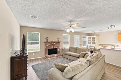 212 Armstrong Drive, Cedar Hill TX 75104 - Photo 3