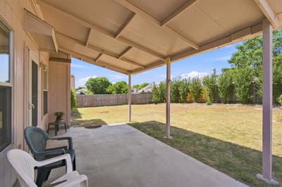 212 Armstrong Drive, Cedar Hill TX 75104 - Photo 5