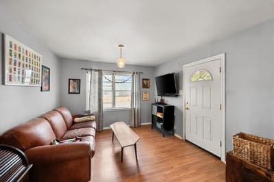1405 Grace Street, Arlington TX 76010 - Photo 3