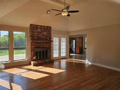 6300 Brownlee Lane, Arlington TX 76018 - Photo 4