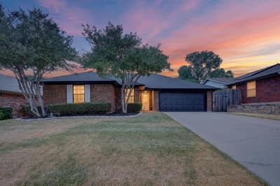 8233 Willis Lane, Watauga TX 76148