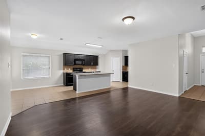 436 Cameron Hill Point, Fort Worth TX 76134 - Photo 3