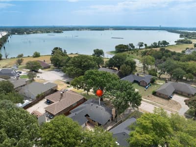 5505 Edgewater Circle, Rowlett TX 75088 - Photo 3
