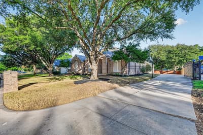 709 Coal Creek Drive, Mansfield TX 76063 - Photo 4