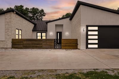 211 Shahan Drive, Shady Shores TX 76208 - Photo 2