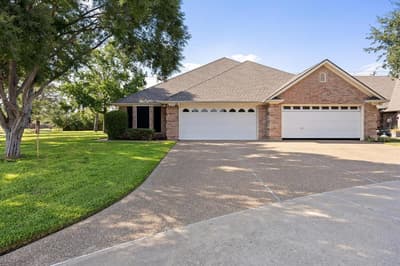 1202 Henard Lane, Granbury TX 76048 - Photo 2