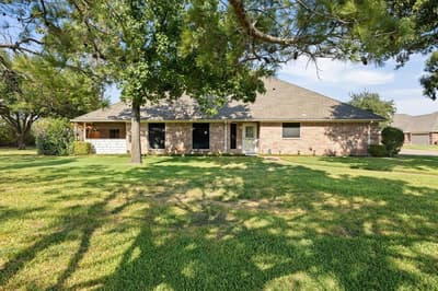 1202 Henard Lane, Granbury TX 76048 - Photo 4