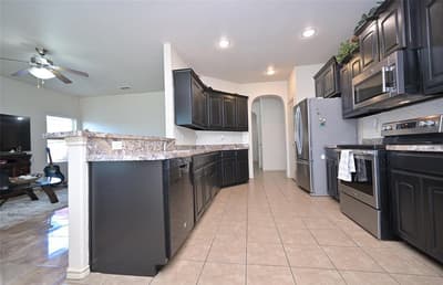 3000 Mitchell Court, Arlington TX 76010 - Photo 4