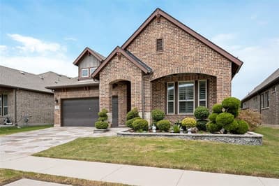 2615 High Bluff Drive, Mansfield TX 76063 - Photo 2