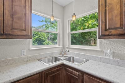 107 S Flower Lane, Chico TX 76431 - Photo 2