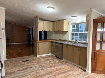 7424 N Locust Street, Denton TX 76207 - Photo 5