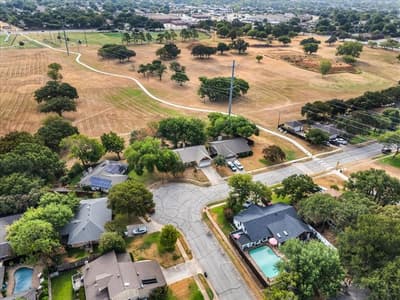 3032 Oak Valley Drive, Bedford TX 76021 - Photo 4