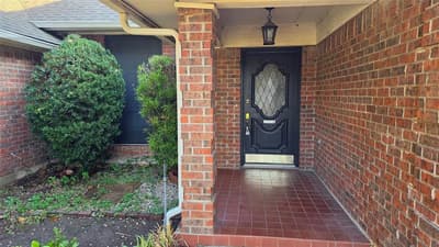 4401 Waycross Drive, Arlington TX 76016 - Photo 3