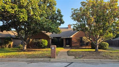 4401 Waycross Drive, Arlington TX 76016