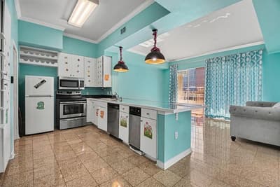 3225 Turtle Creek Boulevard # 212, Dallas TX 75219 - Photo 2