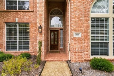 1609 Endicott Drive, Plano TX 75025 - Photo 4