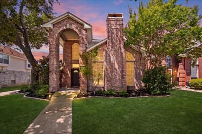 2203 Meadowstone Drive, Carrollton TX 75006 - Photo 2