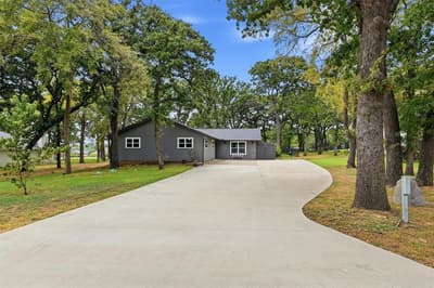 237 Cayuga Trail, Lake Kiowa TX 76240