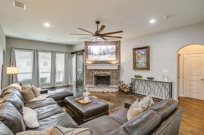 2721 Buffalo Run, Burleson TX 76028 - Photo 2