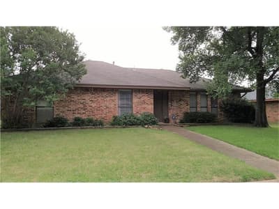 1217 River Oaks Drive, Flower Mound TX 75028 - Photo 2