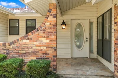 820 E Windsor Drive, Denton TX 76209 - Photo 3