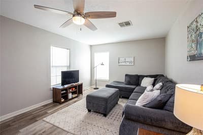 1108 N 28th Street, Waco TX 76707 - Photo 3