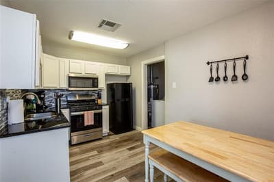 1108 N 28th Street, Waco TX 76707 - Photo 5