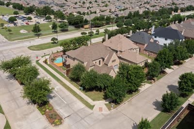 10769 Kingsford Lane, Frisco TX 75035 - Photo 2