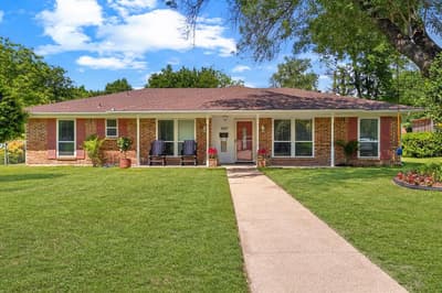 347 Merribrook Trail, Duncanville TX 75116