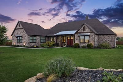 5008 Crown Court, Sanger TX 76266