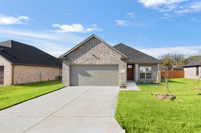 613 Escovedo Drive, Italy TX 76651
