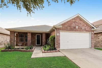 15641 Wheelhorse Trail, Fort Worth TX 76262 - Photo 3