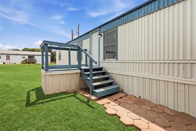 904 Flamingo Road, Granbury TX 76049 - Photo 3