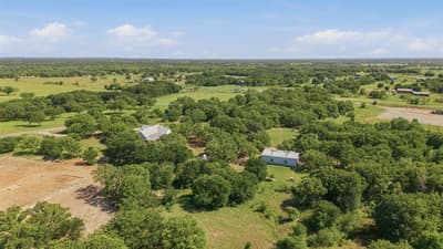 2055 County Road 1370, Alvord TX 76225 - Photo 3