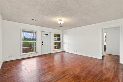 1804 E Wells Avenue, Sherman TX 75090 - Photo 2