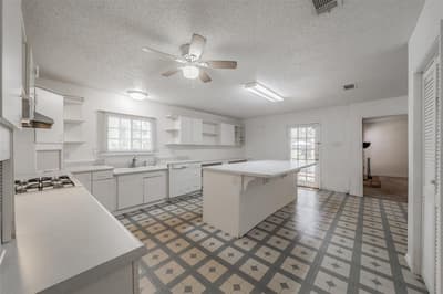 1346 Winding Trail, Duncanville TX 75116 - Photo 2