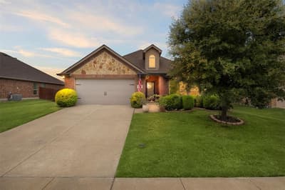 2189 Liriope Lane, Waxahachie TX 75165