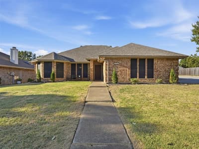 7525 Sean Drive, North Richland Hills TX 76182