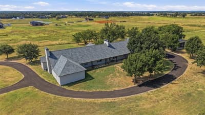 705 Club Lake Road, Whitesboro TX 76273 - Photo 2
