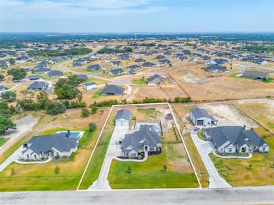 139 Oak Meadow Lane, Weatherford TX 76085 - Photo 2