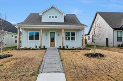 207 W 7th Street, Justin TX 76247 - Photo 3
