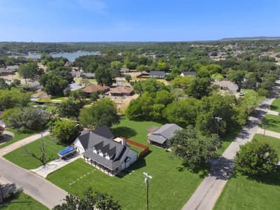 4000 Sioux Court, Granbury TX 76048 - Photo 4