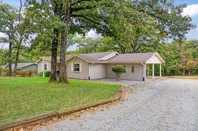 225 Karen Drive, Denison TX 75021 - Photo 3