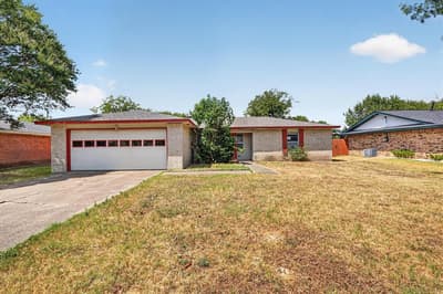 203 Myrtle Avenue, Waxahachie TX 75165