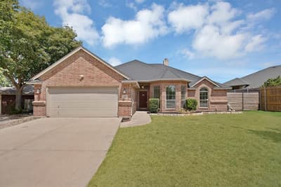 137 Hirth Drive, Crowley TX 76036 - Photo 2